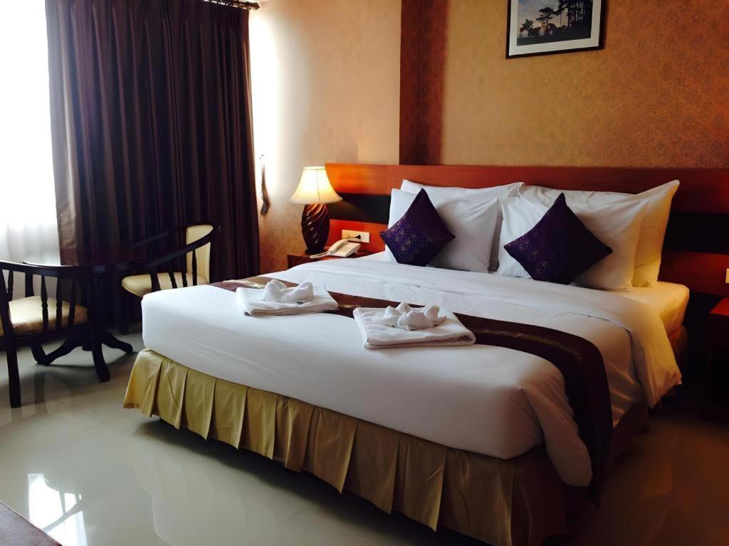 Sirimathani Hotel Loei Extérieur photo