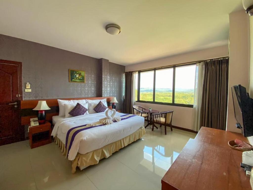 Sirimathani Hotel Loei Extérieur photo