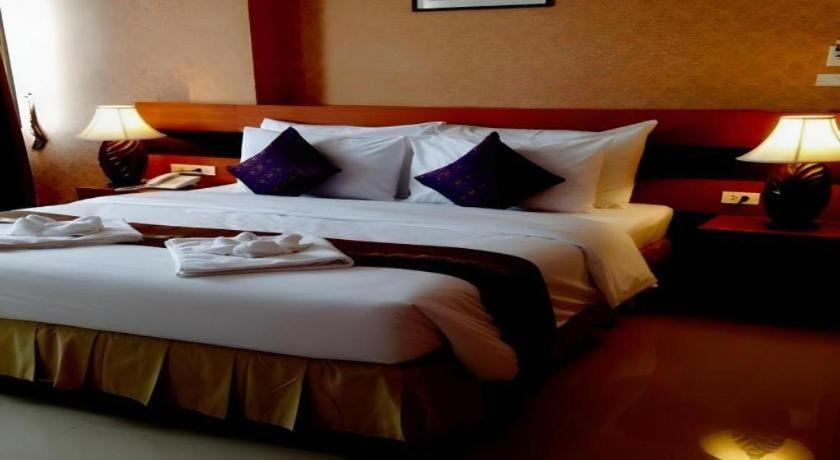 Sirimathani Hotel Loei Extérieur photo