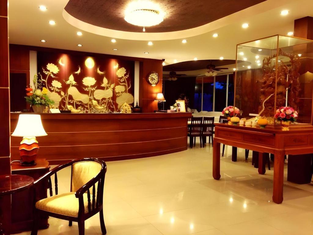 Sirimathani Hotel Loei Extérieur photo